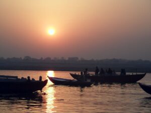 Sol, Rio Ganges, Varanasi