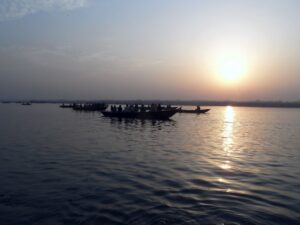 Sol, Rio Ganges, Varanasi