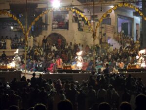 Cerimónia Aarti, Varanasi
