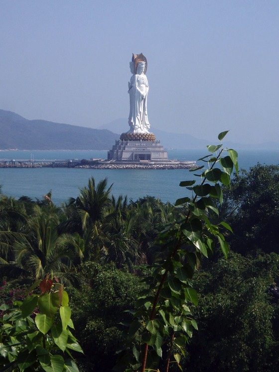 Estátua da Bodisatva Guan Yin do Mar do Sul de Sanya | China