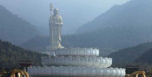 Estátua de Bodisatva | Jiuhuashan Dizang Pusa Lutian Datongxiang | China
