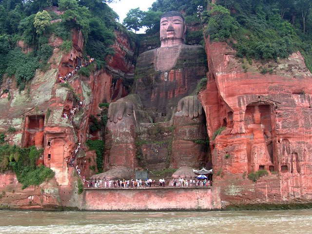 Estátua do Buda Gigante de Leshan | China